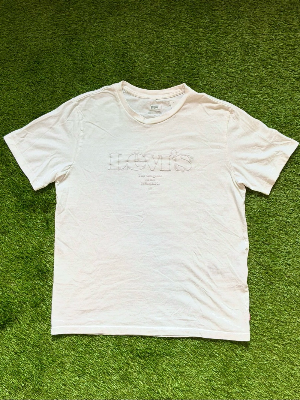 Levi’s White Logo Graphic T-Shirt Medium